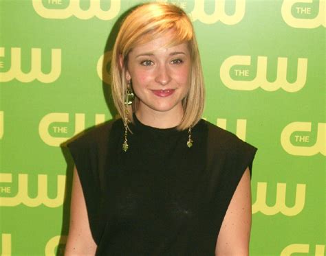 Smallville actor Allison Mack released from prison early